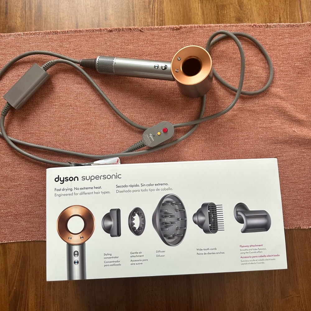 Dyson Supersonic Hair Dryer in Copper and Silver